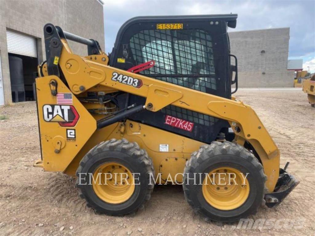 CAT 242D3 CA Kompaktlader