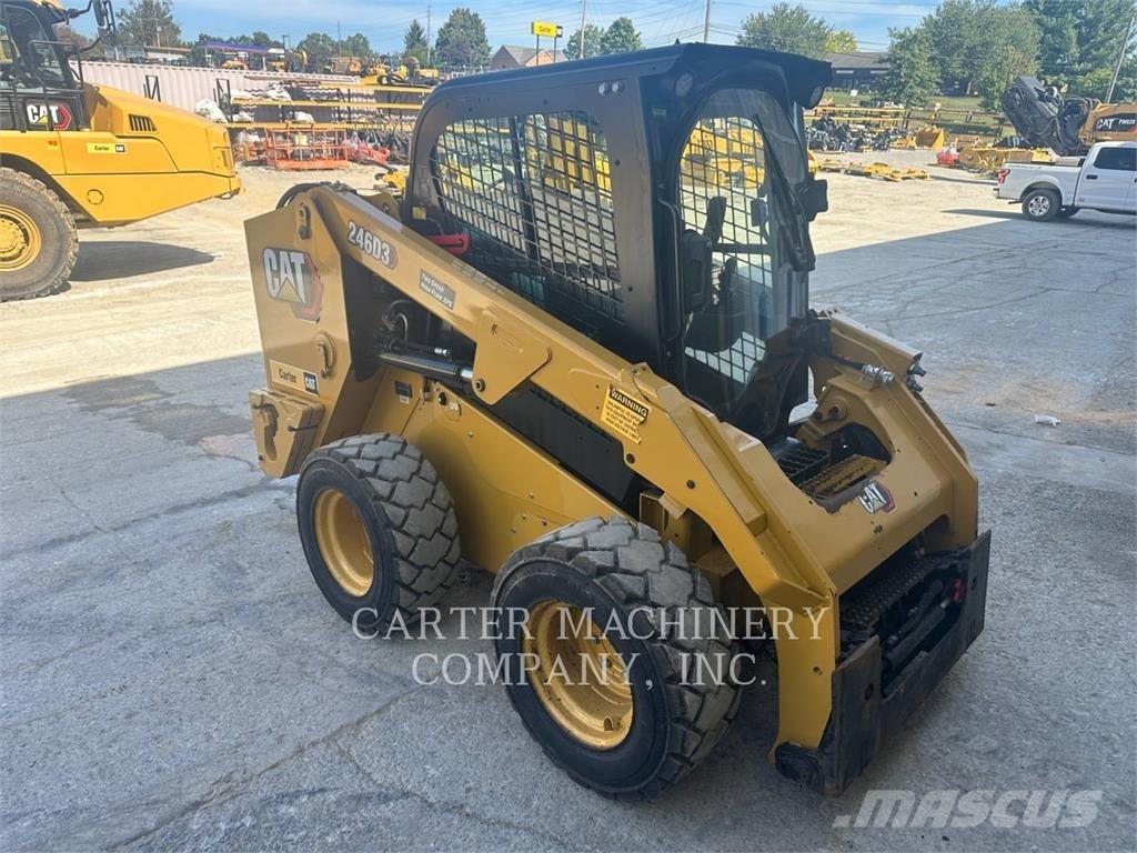 CAT 246 Kompaktlader