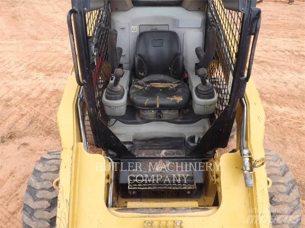 CAT 246C Kompaktlader