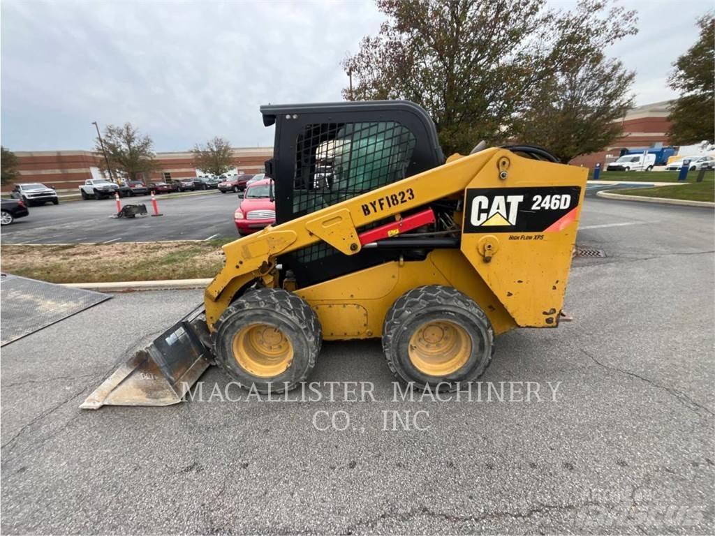 CAT 246D Kompaktlader