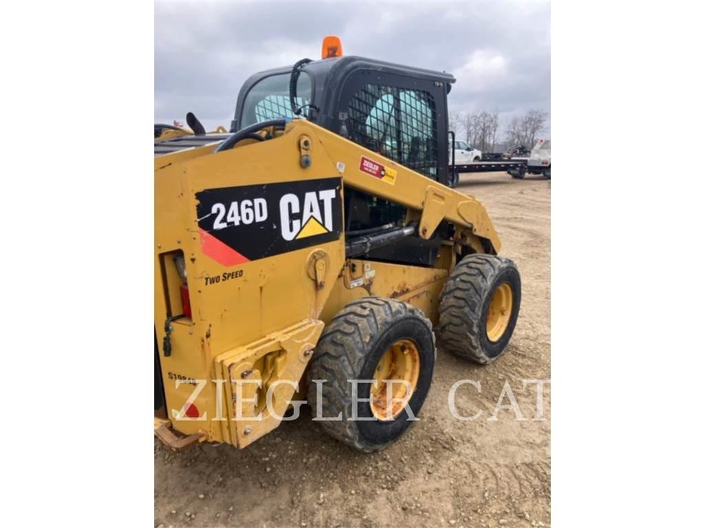 CAT 246D Kompaktlader