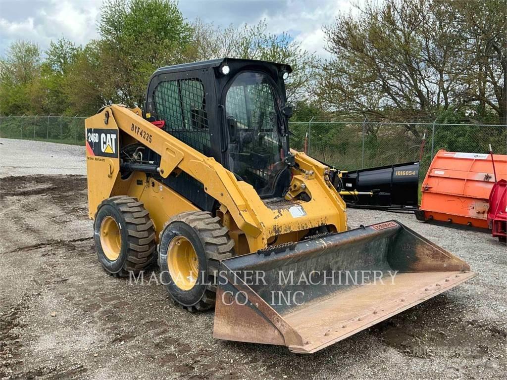 CAT 246D Kompaktlader