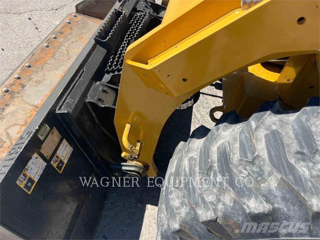 CAT 246D3 Kompaktlader
