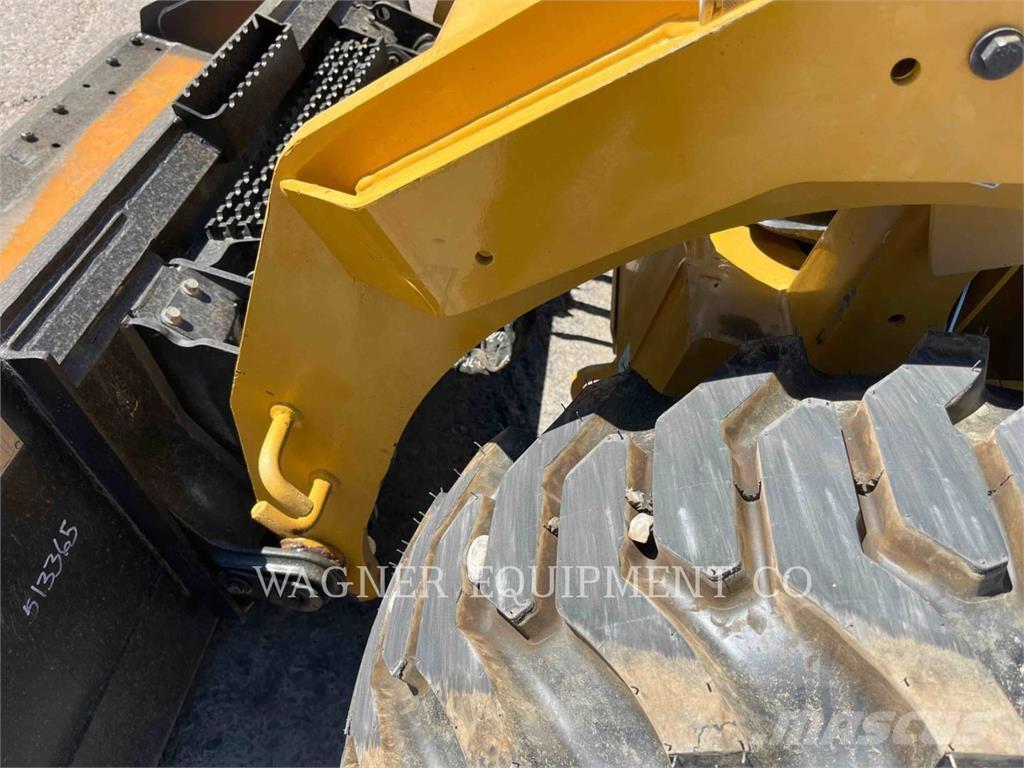 CAT 246D3 Kompaktlader
