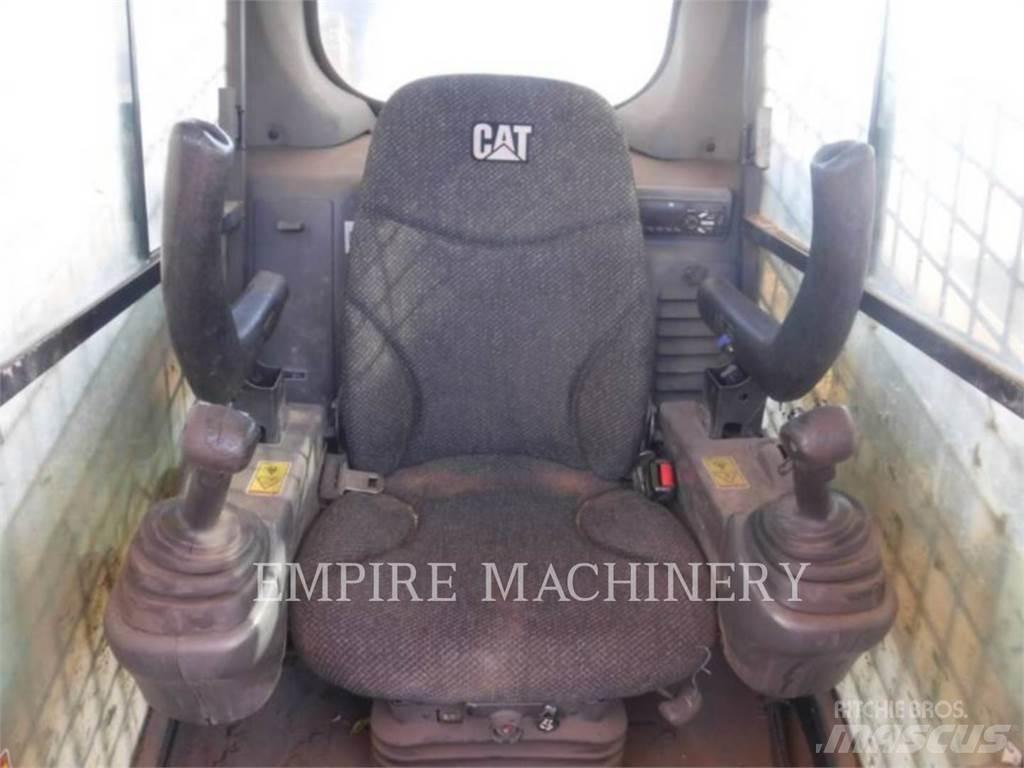 CAT 249D Kompaktlader