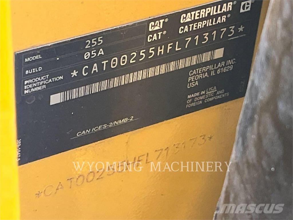 CAT 255 Kompaktlader