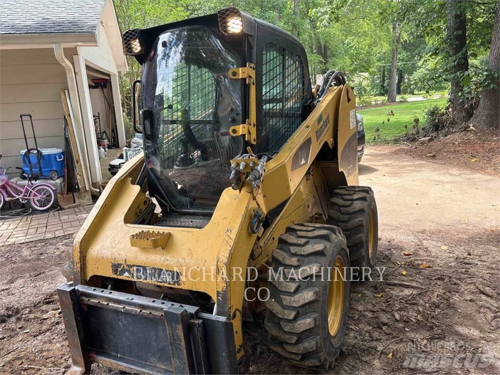 CAT 256C Kompaktlader