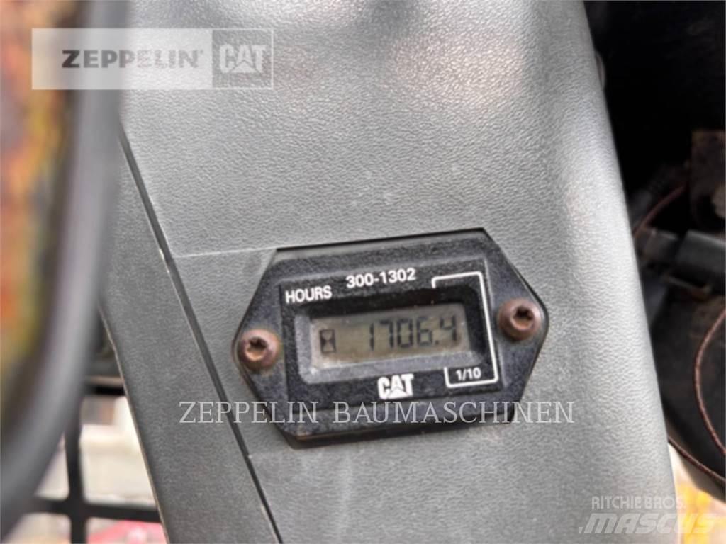 CAT 257B Kompaktlader