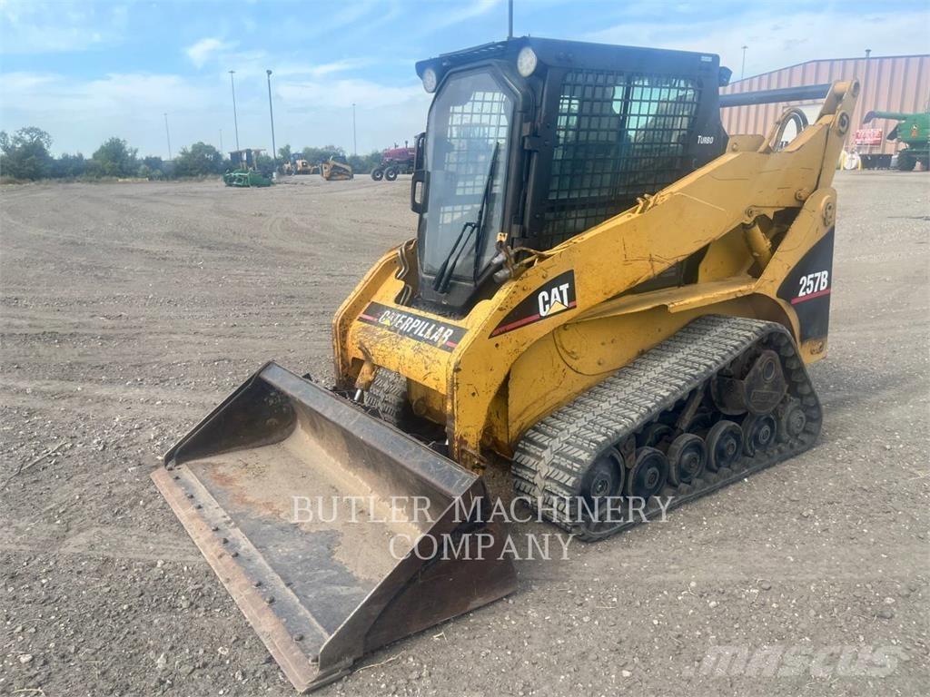 CAT 257B Laderaupen
