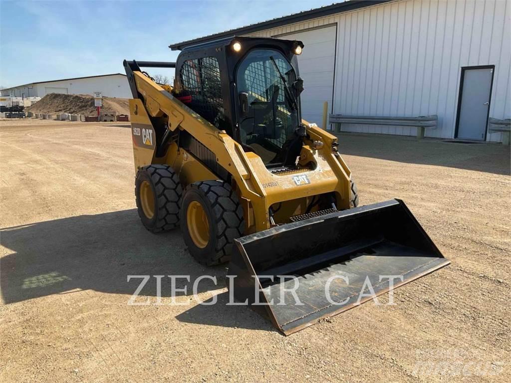 CAT 262D Kompaktlader