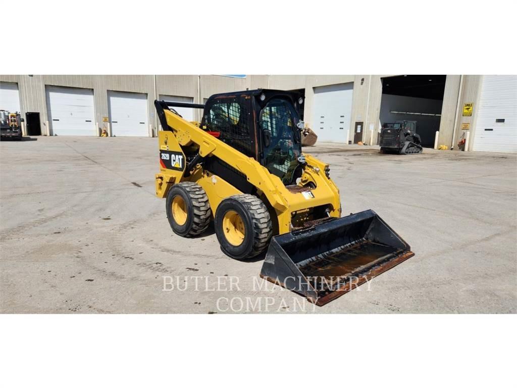 CAT 262D Kompaktlader