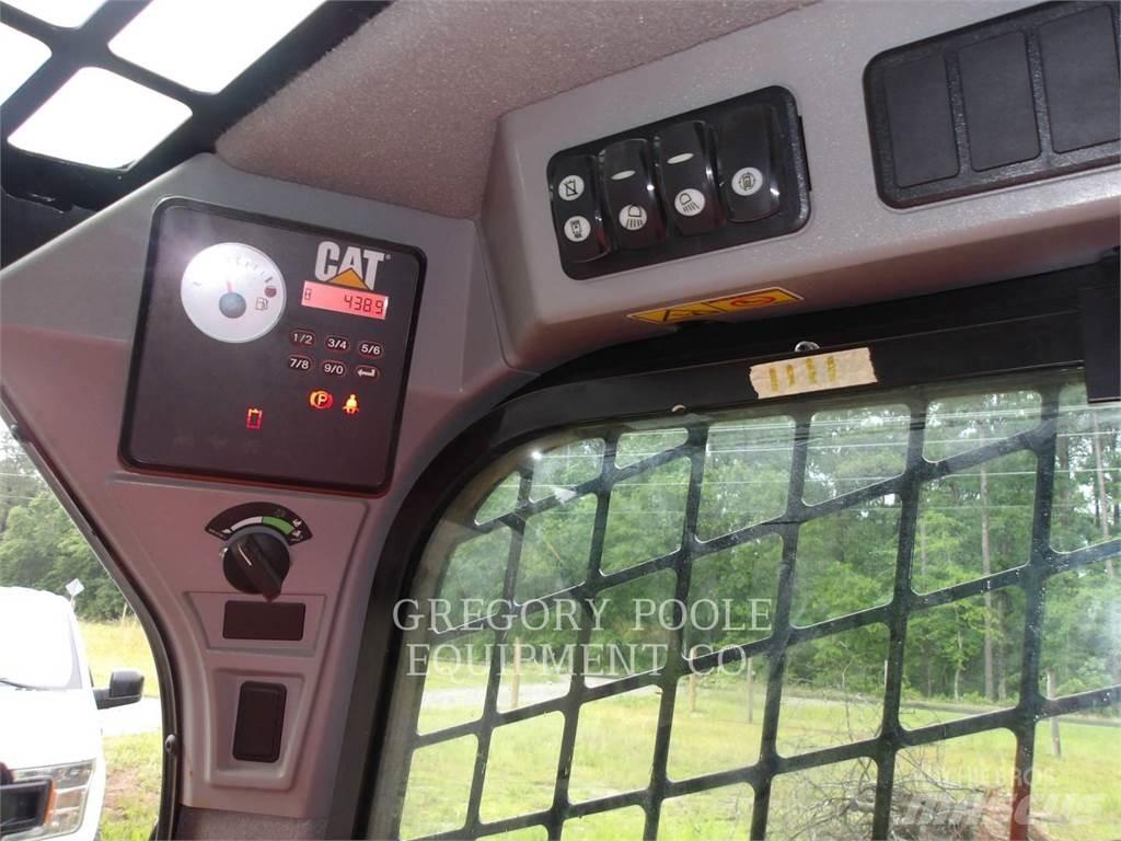 CAT 262D Kompaktlader