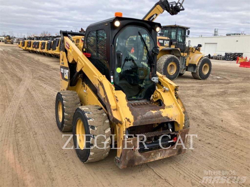 CAT 262D Kompaktlader