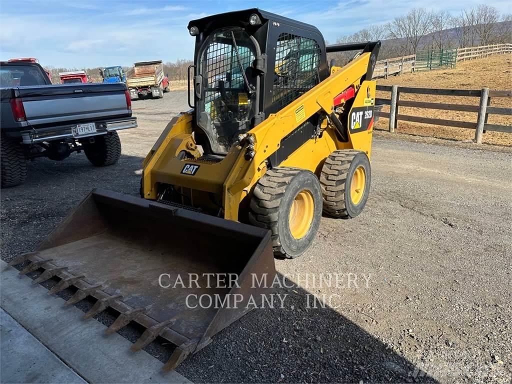 CAT 262D Kompaktlader