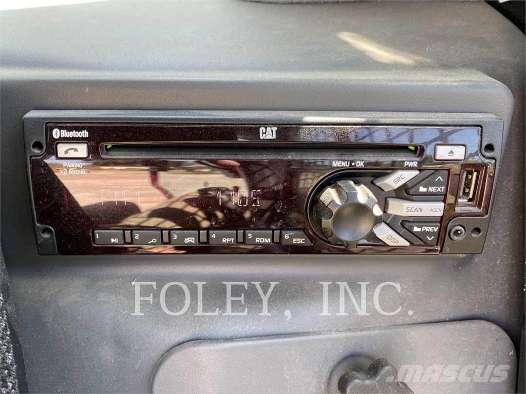 CAT 262D Kompaktlader