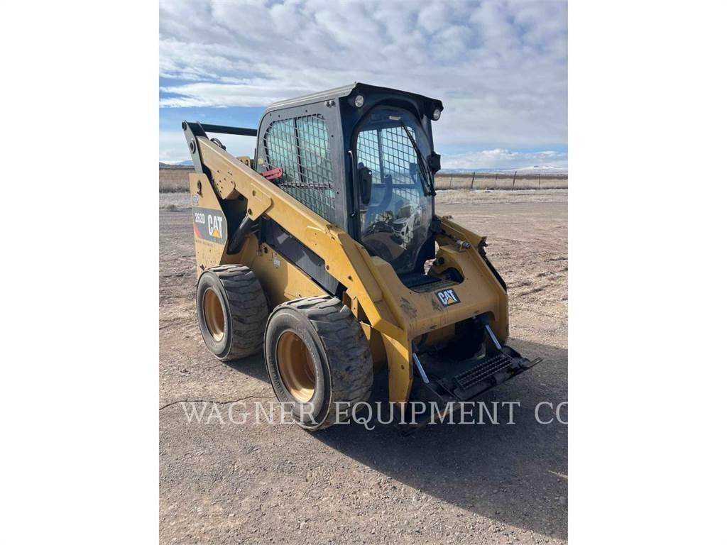 CAT 262D HF Kompaktlader