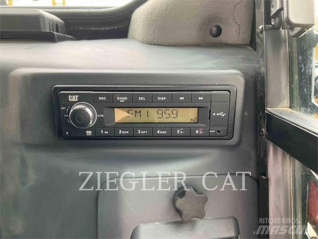 CAT 262D3 Kompaktlader