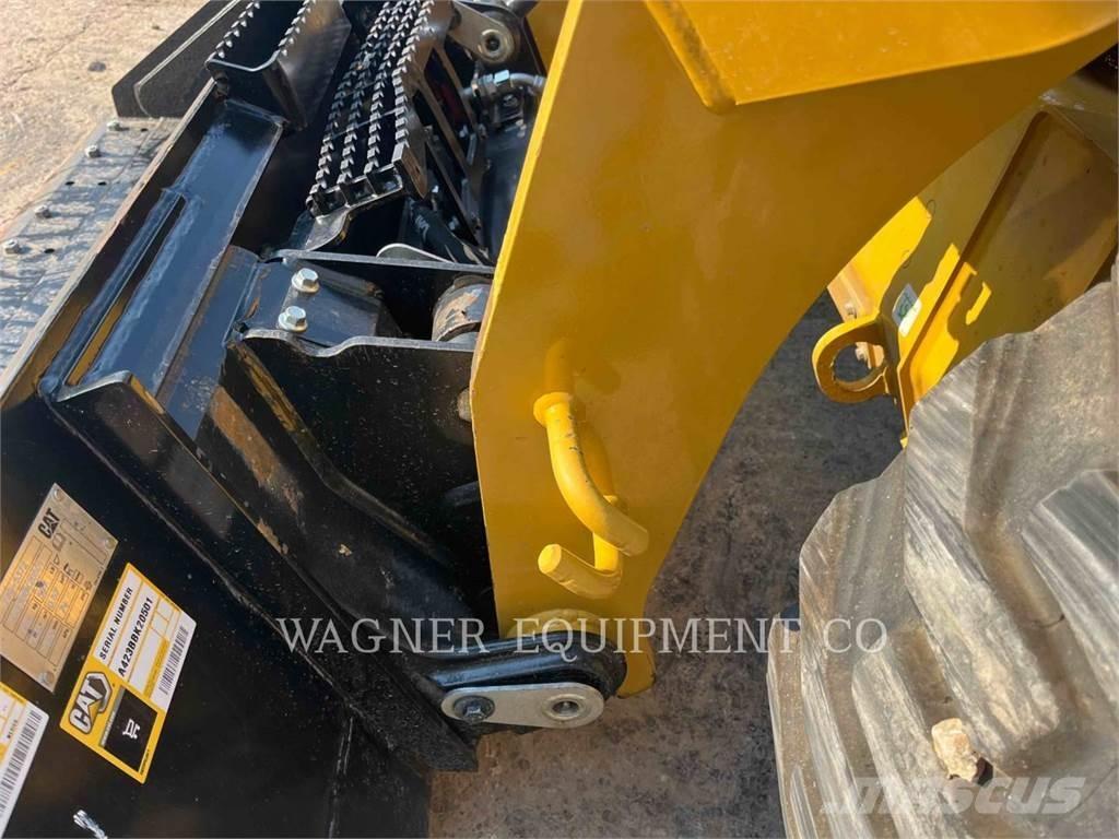 CAT 262D3 Kompaktlader