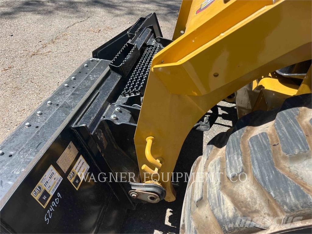 CAT 262D3 Kompaktlader