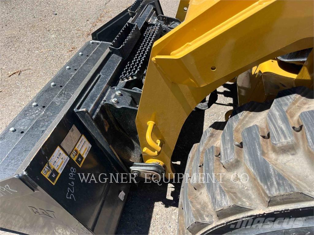 CAT 262D3 Kompaktlader