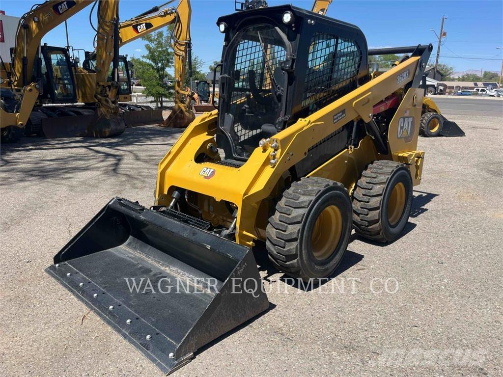 CAT 262D3 Kompaktlader