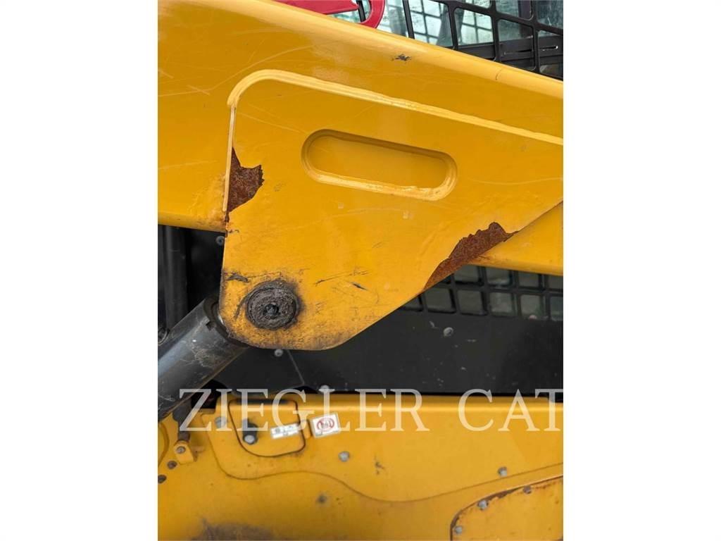 CAT 262D3 Kompaktlader
