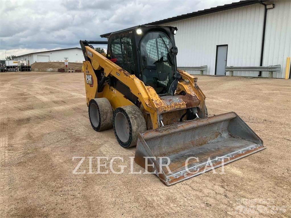 CAT 262D3 Kompaktlader