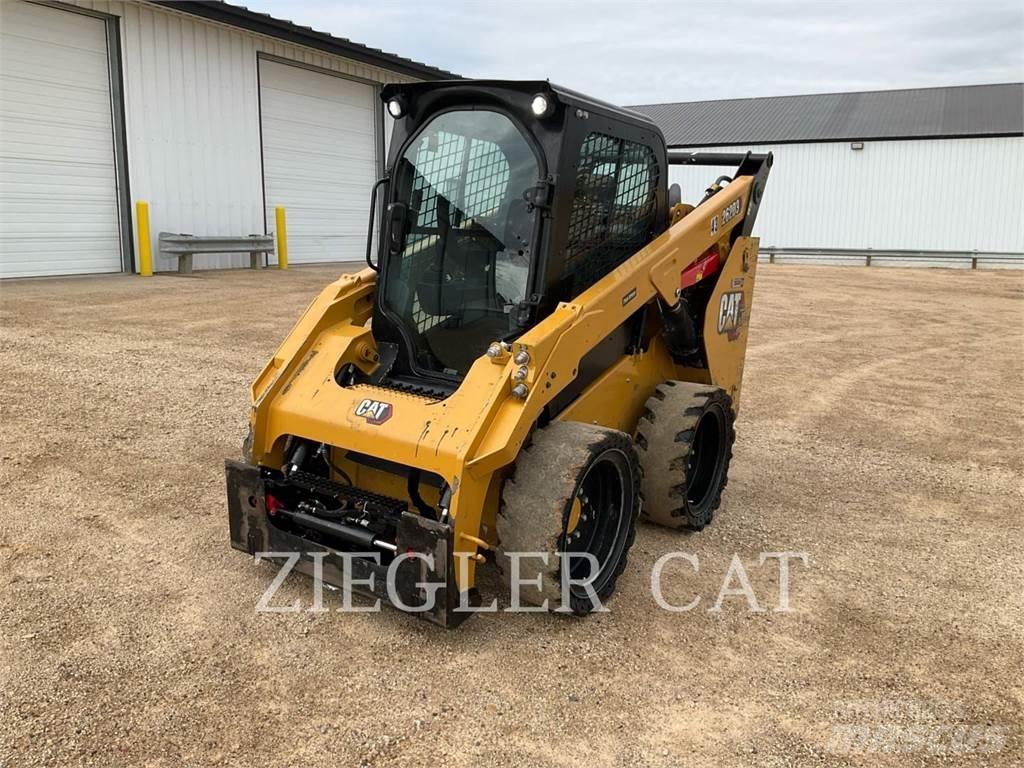 CAT 262D3 Kompaktlader