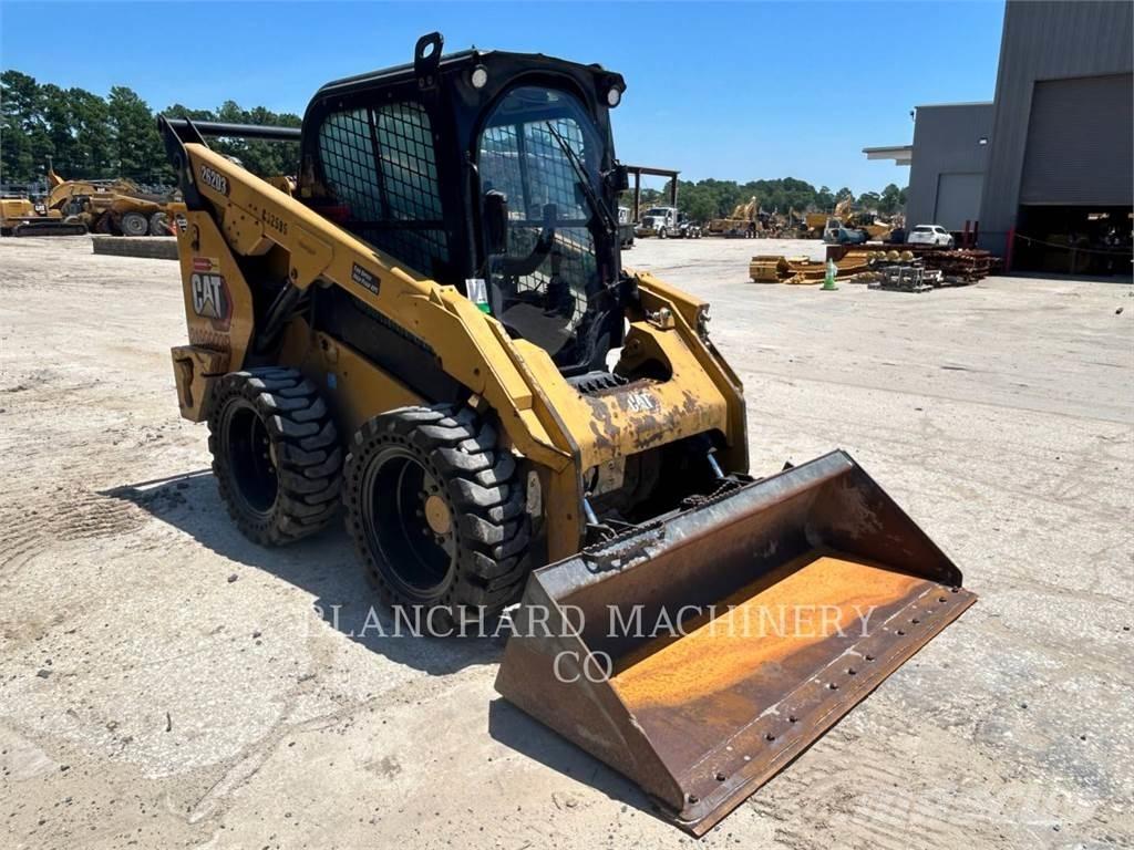 CAT 262D3 Kompaktlader