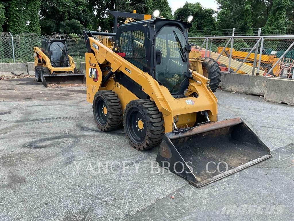 CAT 262D3 Kompaktlader