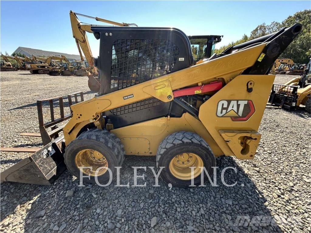 CAT 262D3 Kompaktlader