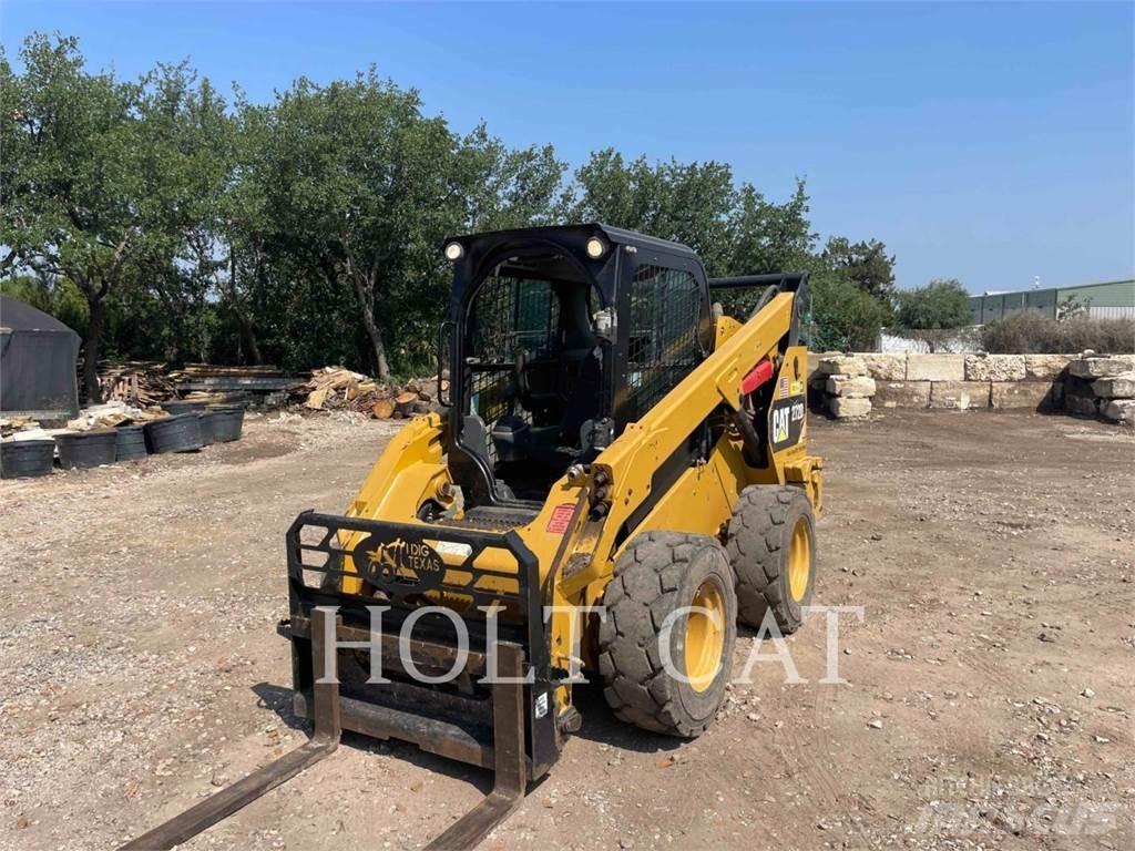 CAT 272D Kompaktlader