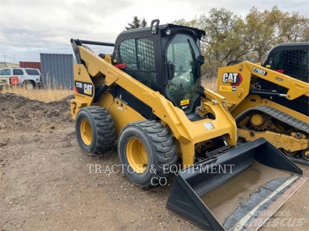 CAT 272D2 Kompaktlader