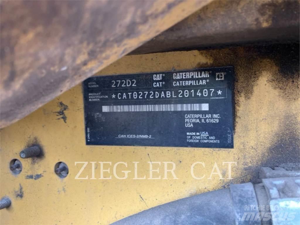 CAT 272D2 Kompaktlader