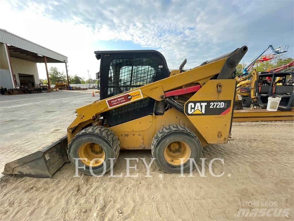 CAT 272D2 Kompaktlader