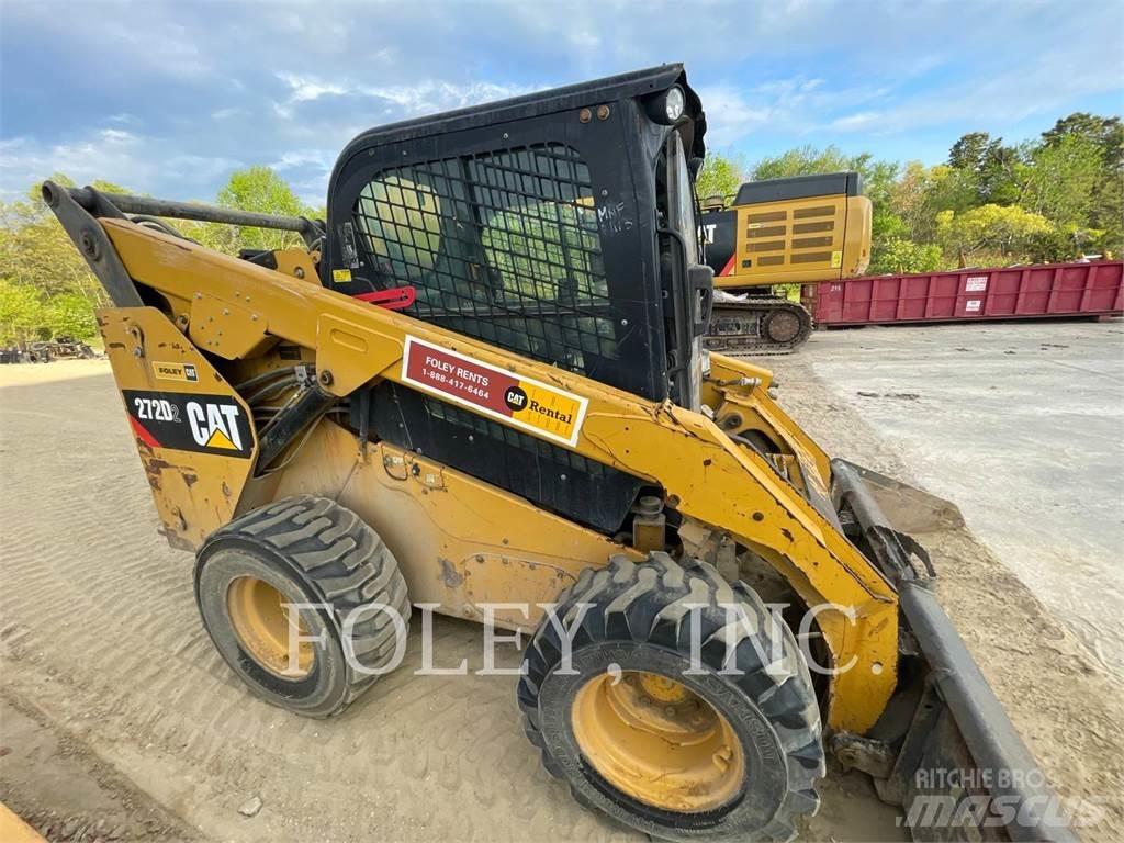 CAT 272D2 Kompaktlader