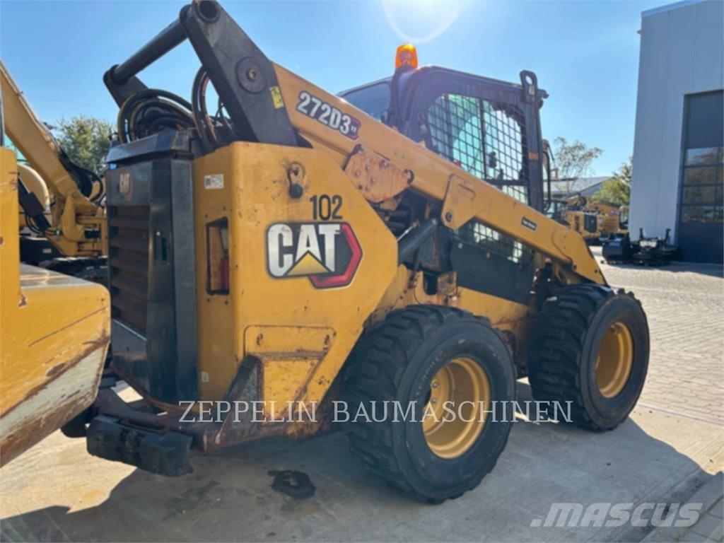 CAT 272D2 Kompaktlader