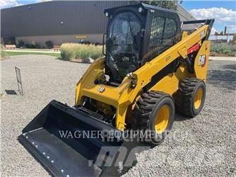 CAT 272D3 Kompaktlader