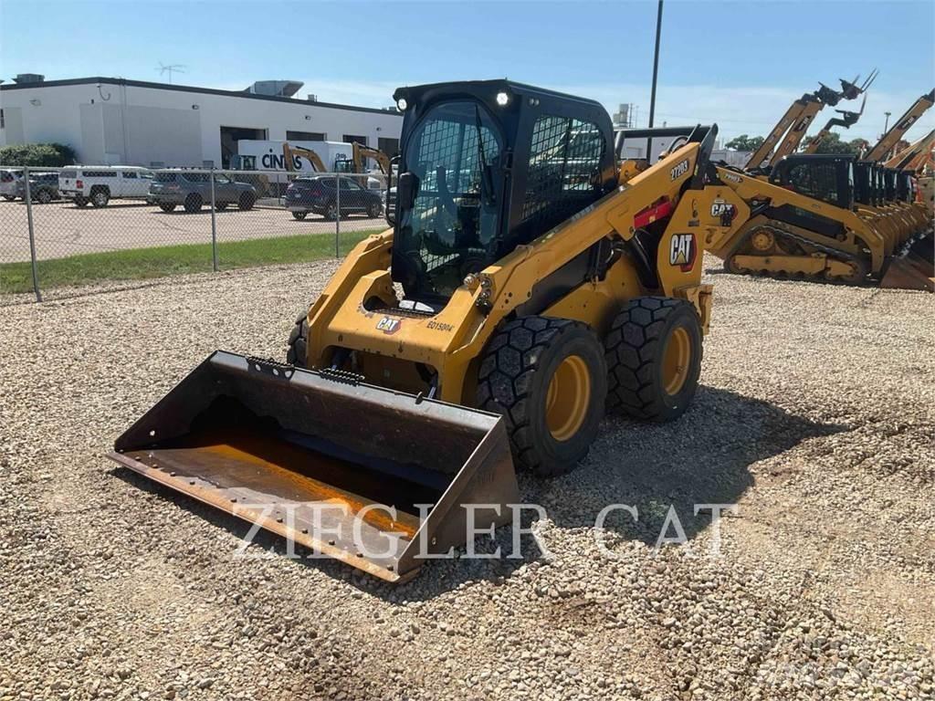 CAT 272D3 Kompaktlader
