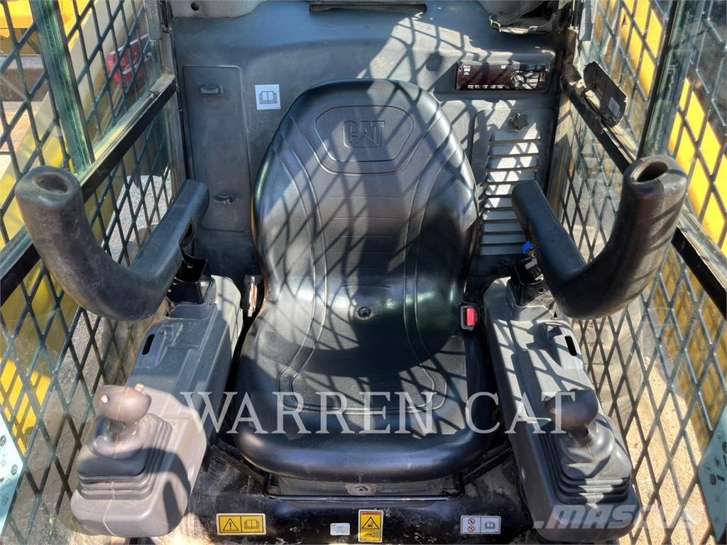 CAT 272D3 C3H1 Kompaktlader