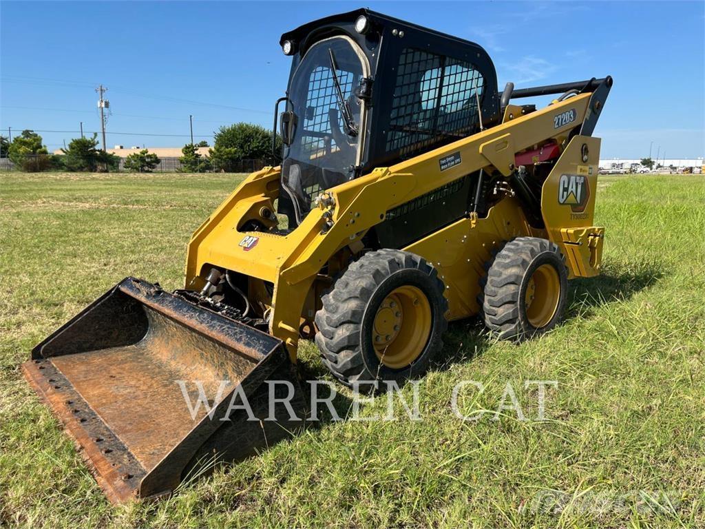 CAT 272D3 C3H3 Kompaktlader