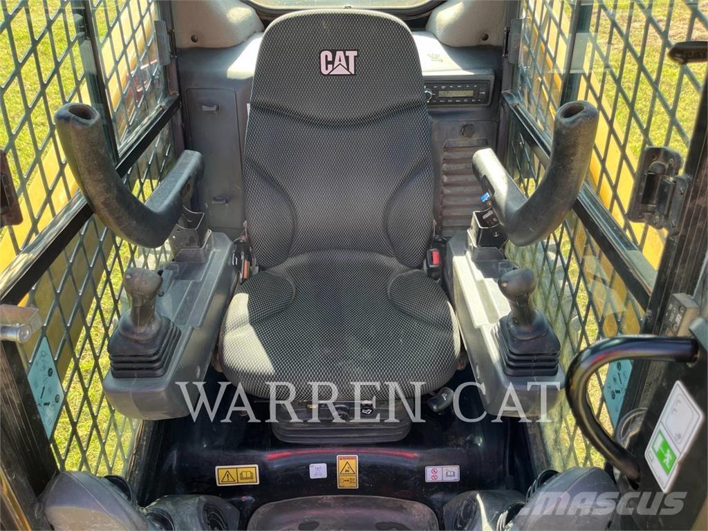 CAT 272D3 C3H3 Kompaktlader