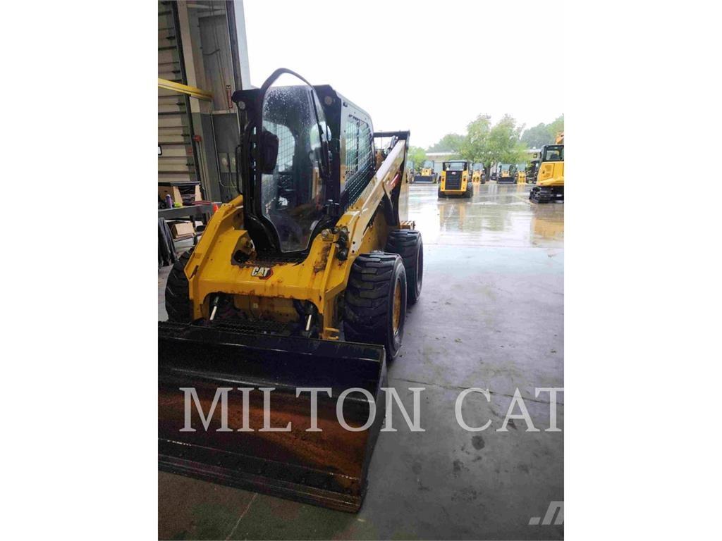 CAT 272D3 XHP Kompaktlader
