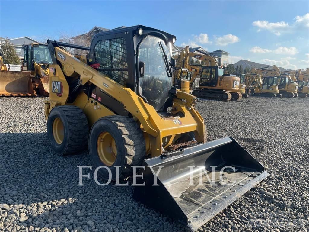 CAT 272D3XE Kompaktlader