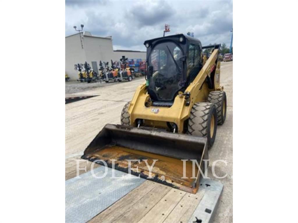 CAT 272D3XE Kompaktlader