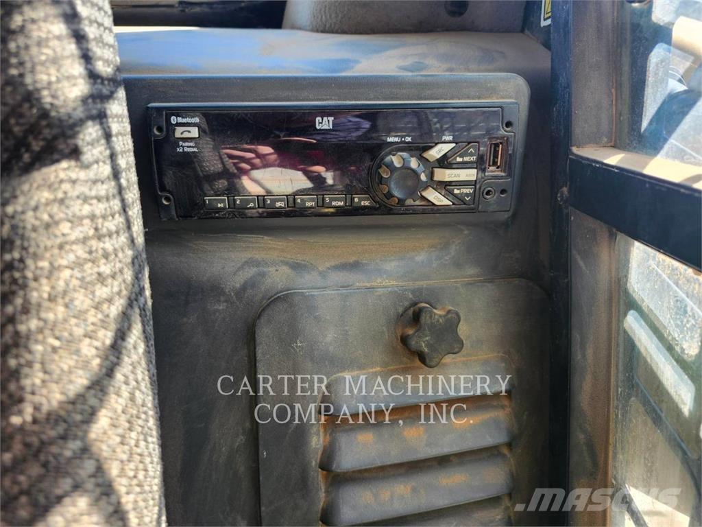 CAT 299D2 Kompaktlader