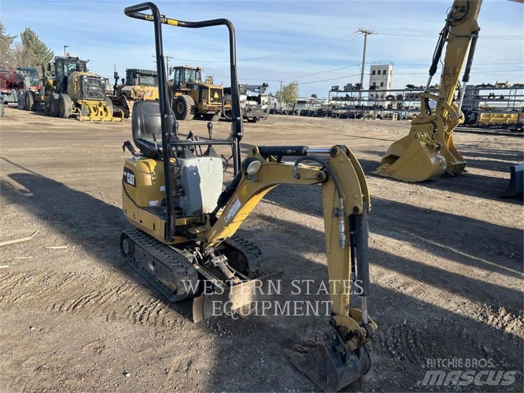 CAT 300.9D Raupenbagger