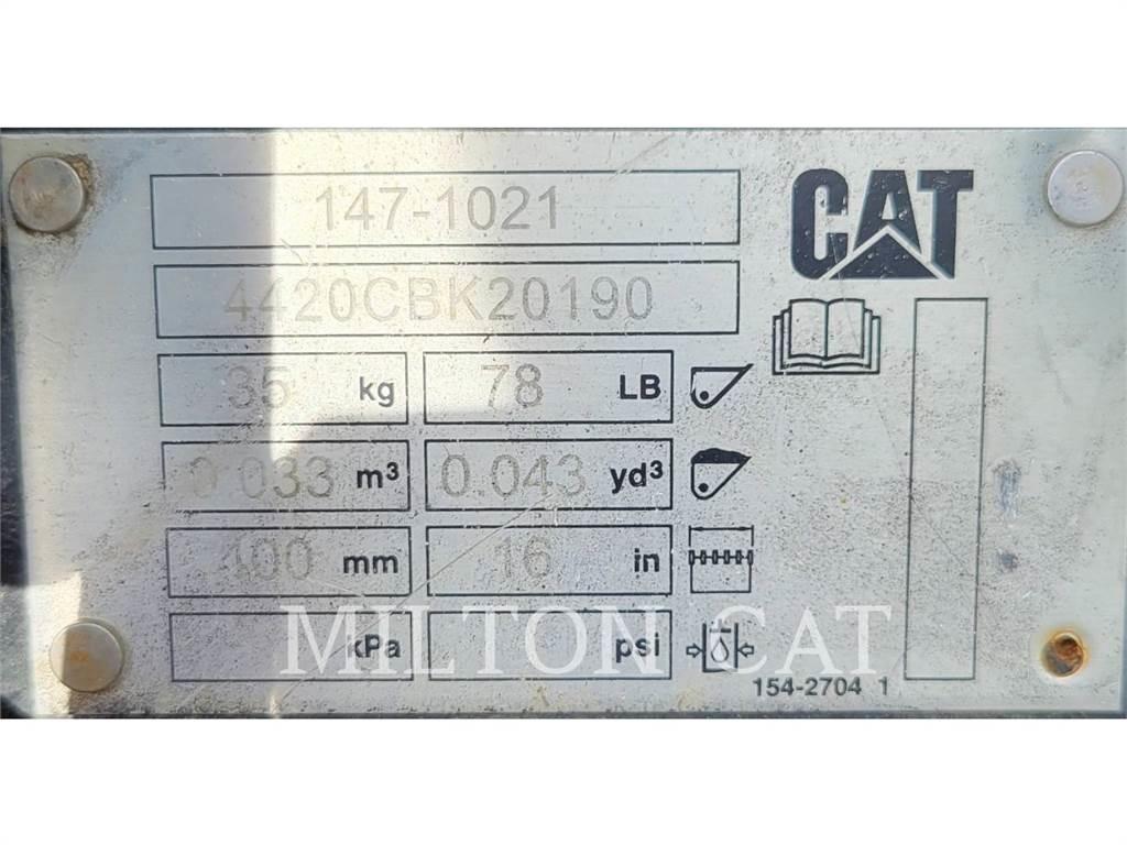 CAT 301 16 DIG BUCKET Schaufeln