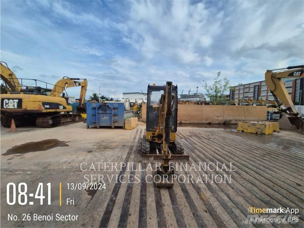 CAT 301.7-05CR Raupenbagger