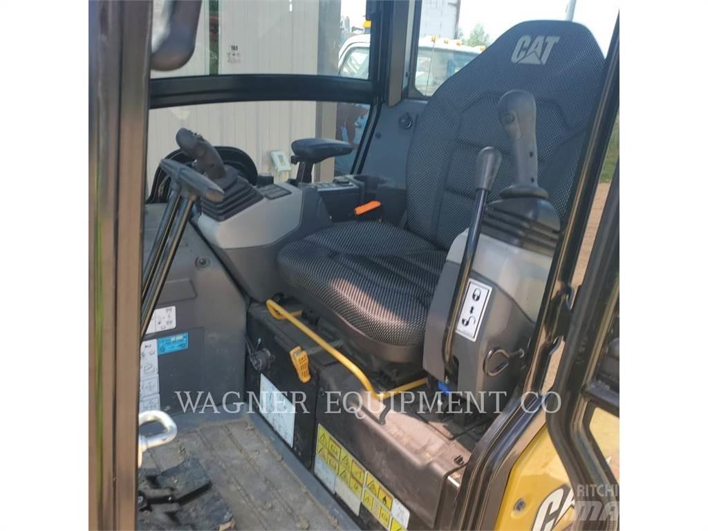 CAT 301.8 Raupenbagger